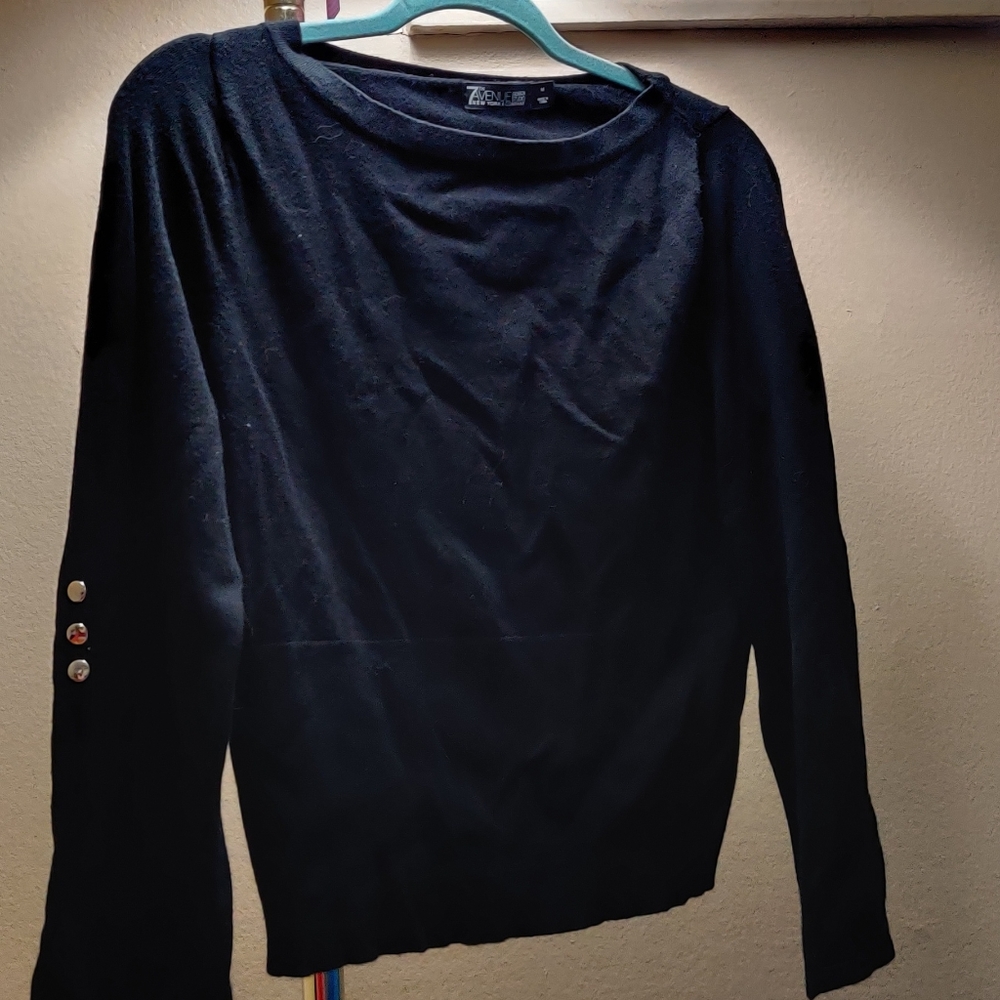 Button Detail Short Top